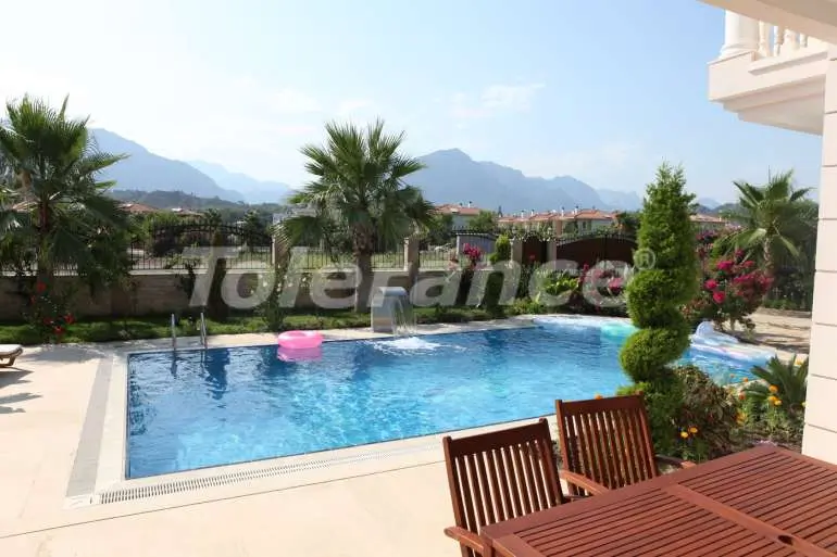 Вилла или дом от застройщика в Чамьюва, Кемер с бассейном: купить недвижимость в Турции - 5129