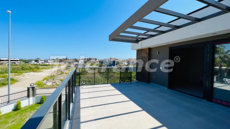 Вилла или дом от застройщика в Чамьюва, Кемер с бассейном: купить недвижимость в Турции - 80967