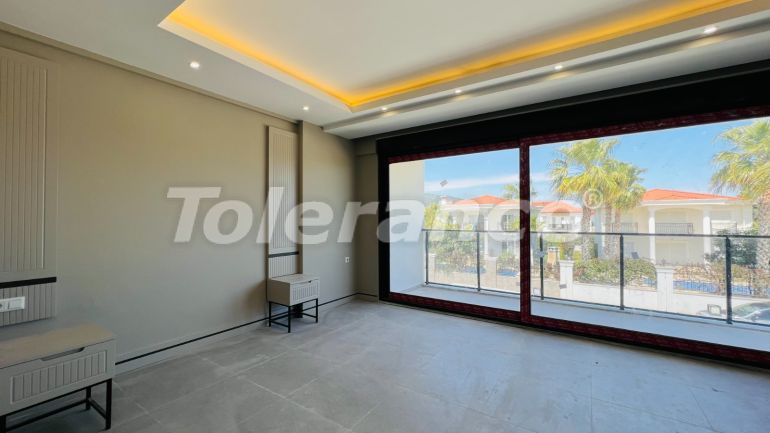 Вилла или дом от застройщика в Чамьюва, Кемер с бассейном: купить недвижимость в Турции - 80980