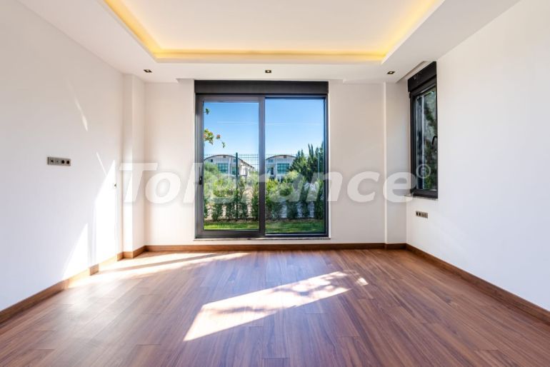 Вилла или дом от застройщика в Центре Белека, Белек с бассейном: купить недвижимость в Турции - 102058