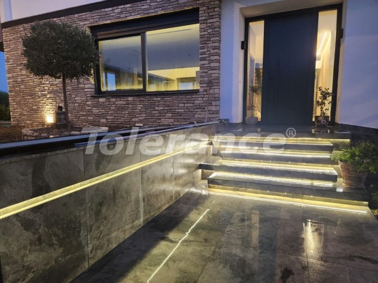 Вилла или дом от застройщика в Центре Белека, Белек с бассейном: купить недвижимость в Турции - 102074