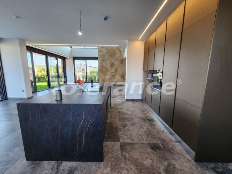 Вилла или дом от застройщика в Центре Белека, Белек с бассейном: купить недвижимость в Турции - 102079