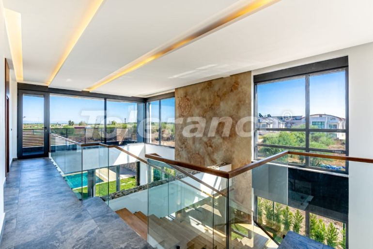 Вилла или дом от застройщика в Центре Белека, Белек с бассейном: купить недвижимость в Турции - 102082