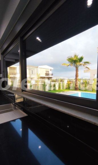 Вилла или дом от застройщика в Центре Белека, Белек с бассейном: купить недвижимость в Турции - 53140