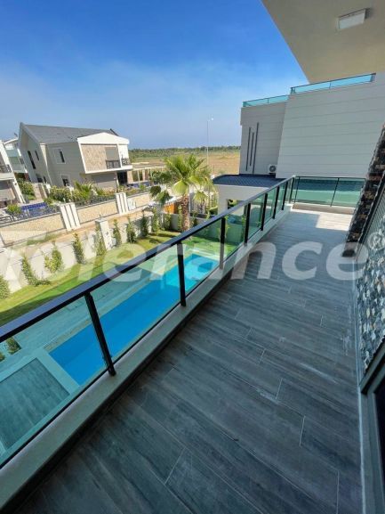 Вилла или дом от застройщика в Центре Белека, Белек с бассейном: купить недвижимость в Турции - 53142