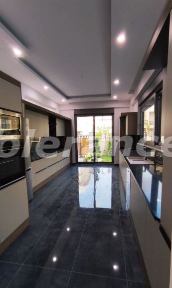 Вилла или дом от застройщика в Центре Белека, Белек с бассейном: купить недвижимость в Турции - 53148