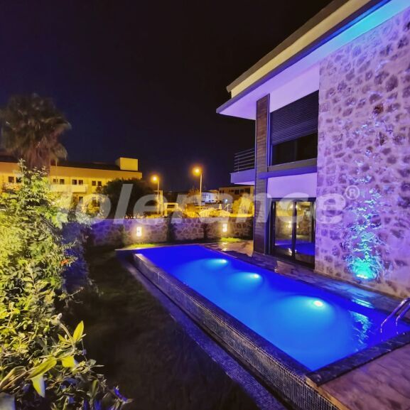 Вилла или дом от застройщика в Центре Белека, Белек с бассейном: купить недвижимость в Турции - 62825