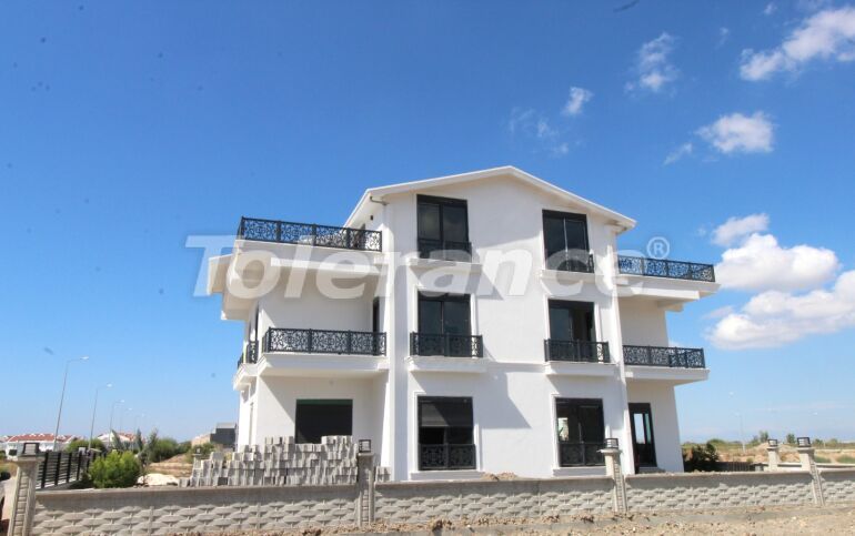 Вилла или дом в Центре Белека, Белек с бассейном: купить недвижимость в Турции - 64416