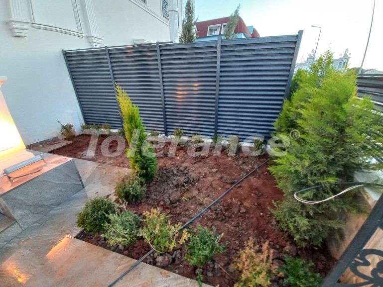 Вилла или дом в Центре Белека, Белек с бассейном: купить недвижимость в Турции - 67085