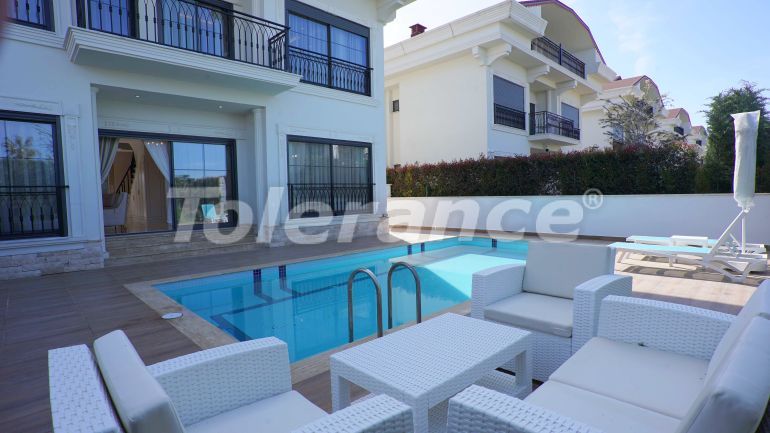 Вилла или дом от застройщика в Центре Белека, Белек с бассейном: купить недвижимость в Турции - 78805