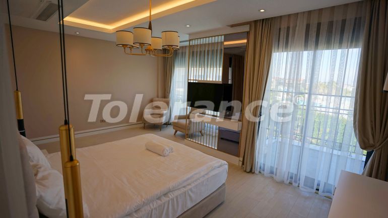 Вилла или дом от застройщика в Центре Белека, Белек с бассейном: купить недвижимость в Турции - 78812