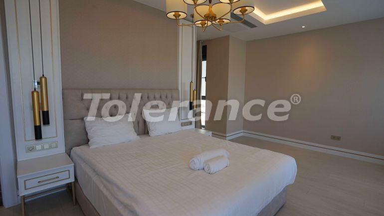 Вилла или дом от застройщика в Центре Белека, Белек с бассейном: купить недвижимость в Турции - 78817