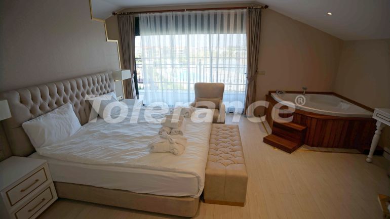 Вилла или дом от застройщика в Центре Белека, Белек с бассейном: купить недвижимость в Турции - 78819