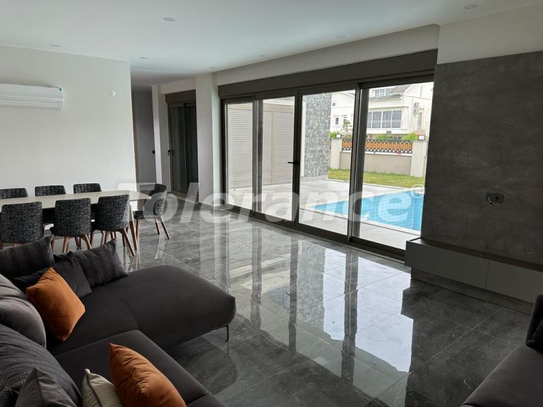 Вилла или дом от застройщика в Центре Белека, Белек с бассейном: купить недвижимость в Турции - 83453