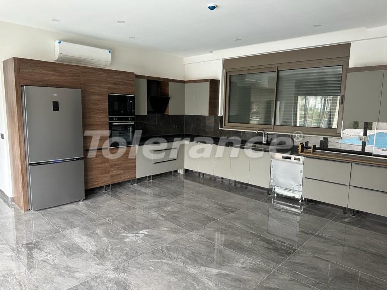 Вилла или дом от застройщика в Центре Белека, Белек с бассейном: купить недвижимость в Турции - 83455