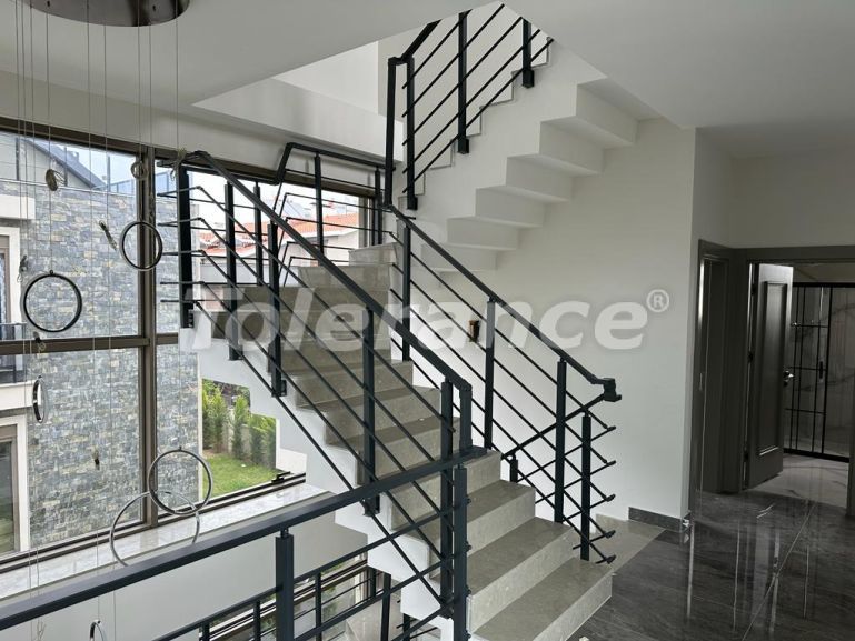 Вилла или дом от застройщика в Центре Белека, Белек с бассейном: купить недвижимость в Турции - 83469