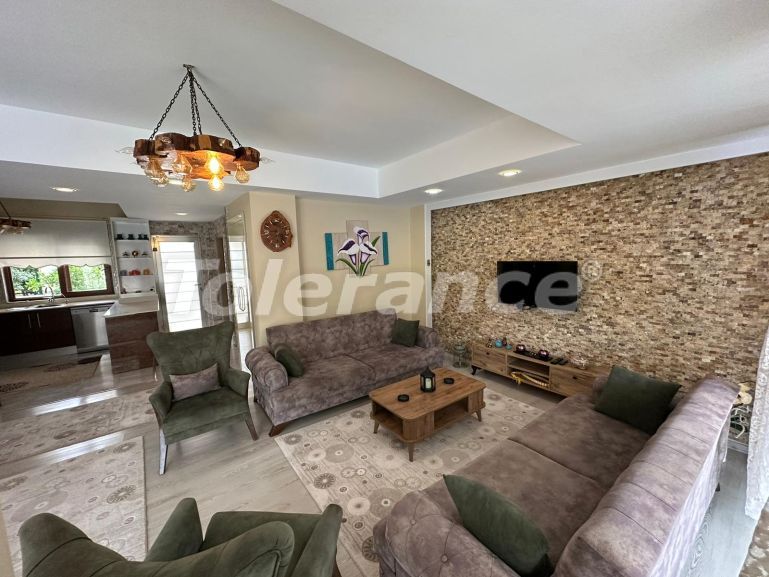 Вилла или дом в Центре Белека, Белек с бассейном: купить недвижимость в Турции - 94792