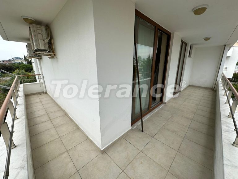 Вилла или дом в Центре Белека, Белек с бассейном: купить недвижимость в Турции - 94819