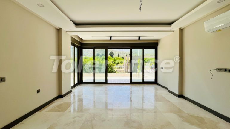 Вилла или дом от застройщика в Центре Кемера, Кемер с бассейном: купить недвижимость в Турции - 136321