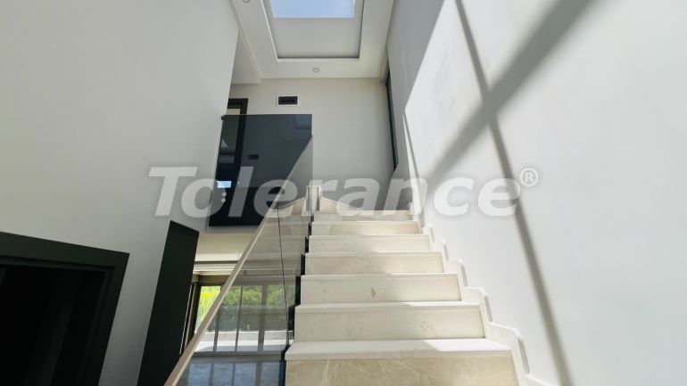 Вилла или дом от застройщика в Центре Кемера, Кемер с бассейном: купить недвижимость в Турции - 136334