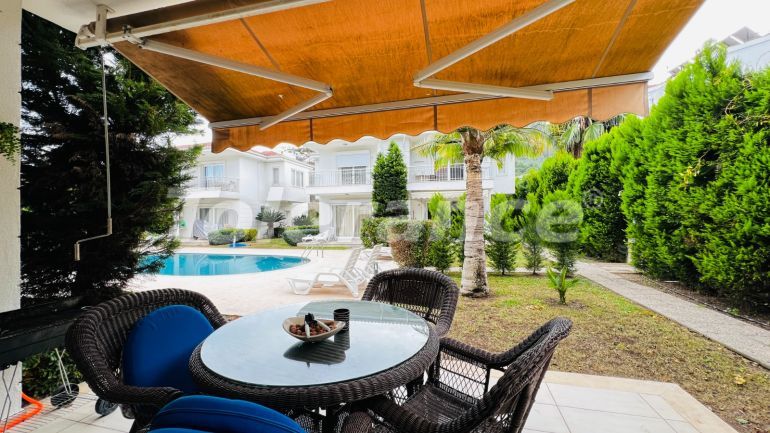 Вилла или дом в Центре Кемера, Кемер с бассейном: купить недвижимость в Турции - 136536