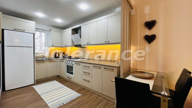 Вилла или дом в Центре Кемера, Кемер с бассейном: купить недвижимость в Турции - 136550