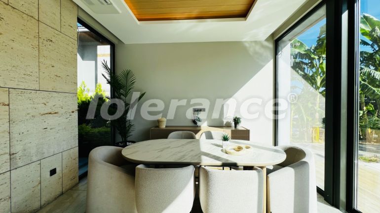 Вилла или дом от застройщика в Центре Кемера, Кемер с бассейном: купить недвижимость в Турции - 136689