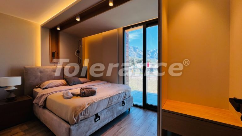 Вилла или дом от застройщика в Центре Кемера, Кемер с бассейном: купить недвижимость в Турции - 136701