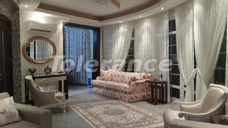 Вилла или дом от застройщика в Центре Кемера, Кемер с бассейном: купить недвижимость в Турции - 19209