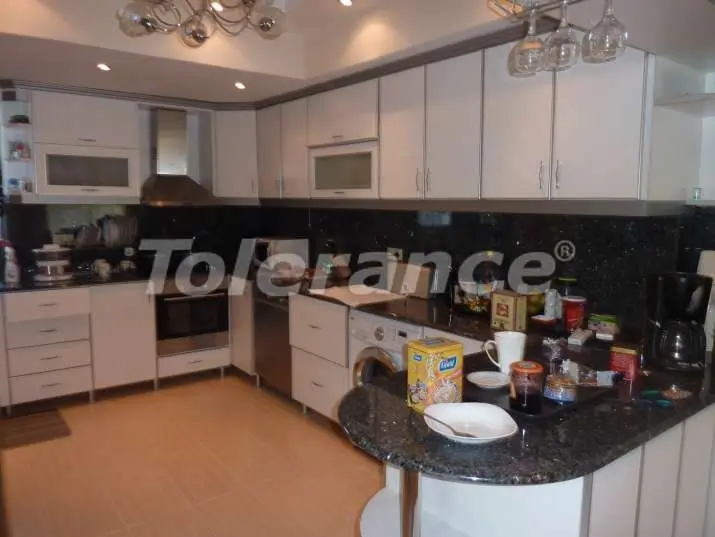 Вилла или дом от застройщика в Центре Кемера, Кемер с бассейном: купить недвижимость в Турции - 4819