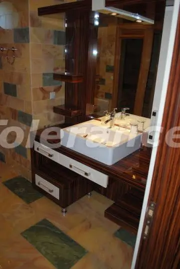 Вилла или дом от застройщика в Центре Кемера, Кемер с бассейном: купить недвижимость в Турции - 9368