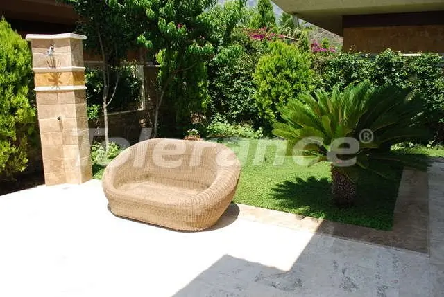 Вилла или дом от застройщика в Центре Кемера, Кемер с бассейном: купить недвижимость в Турции - 9389