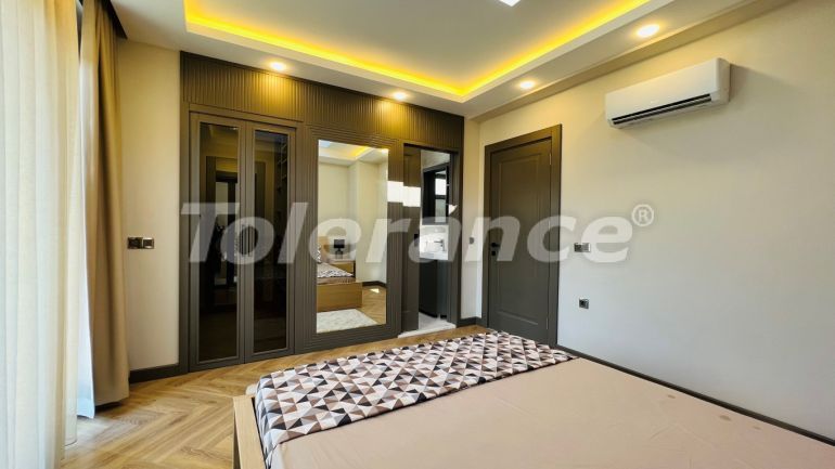 Вилла или дом от застройщика в Центре Кемера, Кемер с бассейном: купить недвижимость в Турции - 95111