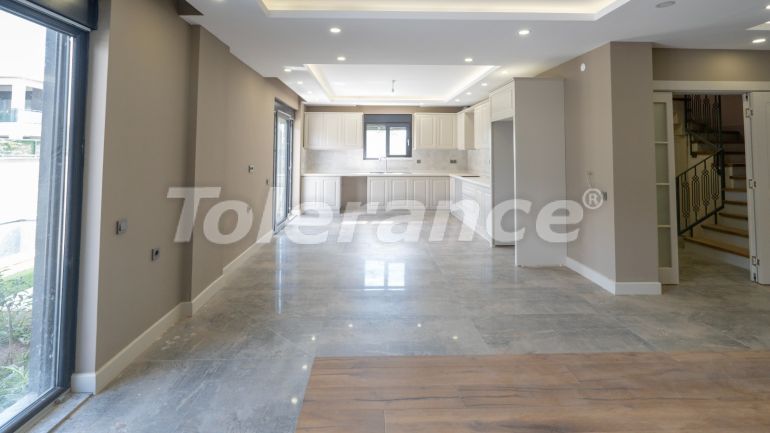 Вилла или дом от застройщика в Дошемеалты, Анталия с бассейном: купить недвижимость в Турции - 101339