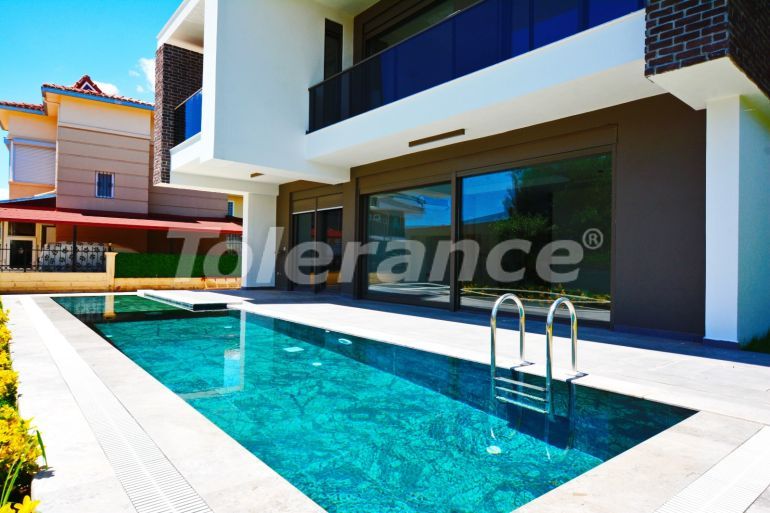 Вилла или дом от застройщика в Дошемеалты, Анталия с бассейном: купить недвижимость в Турции - 104513