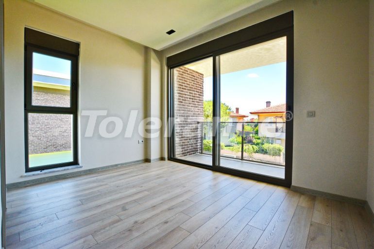 Вилла или дом от застройщика в Дошемеалты, Анталия с бассейном: купить недвижимость в Турции - 104517