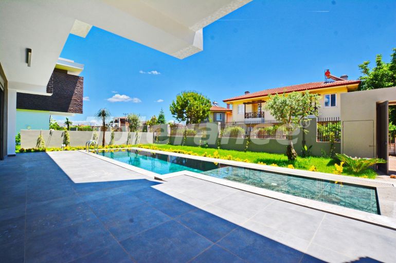 Вилла или дом от застройщика в Дошемеалты, Анталия с бассейном: купить недвижимость в Турции - 104521