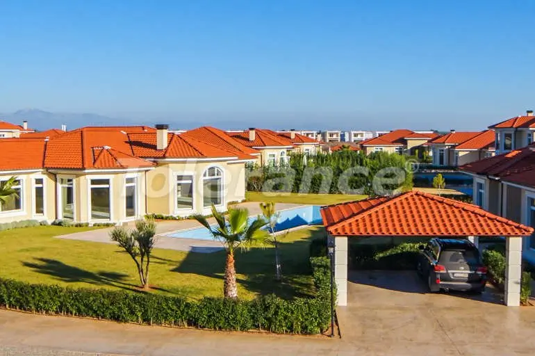 Вилла или дом от застройщика в Дошемеалты, Анталия с бассейном: купить недвижимость в Турции - 10723