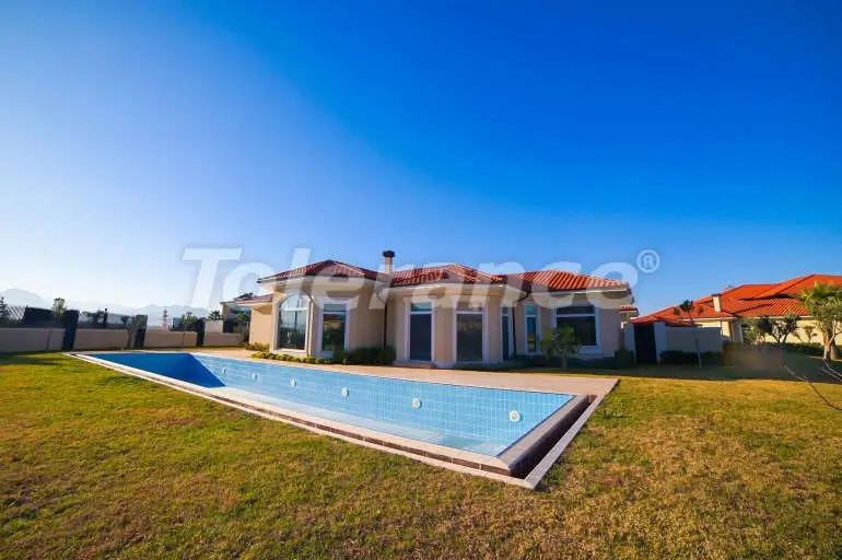 Вилла или дом от застройщика в Дошемеалты, Анталия с бассейном: купить недвижимость в Турции - 10732