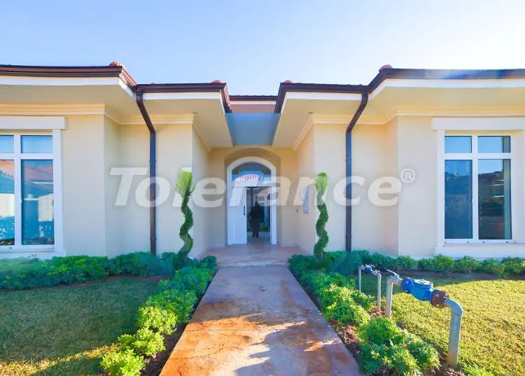 Вилла или дом от застройщика в Дошемеалты, Анталия с бассейном: купить недвижимость в Турции - 10737