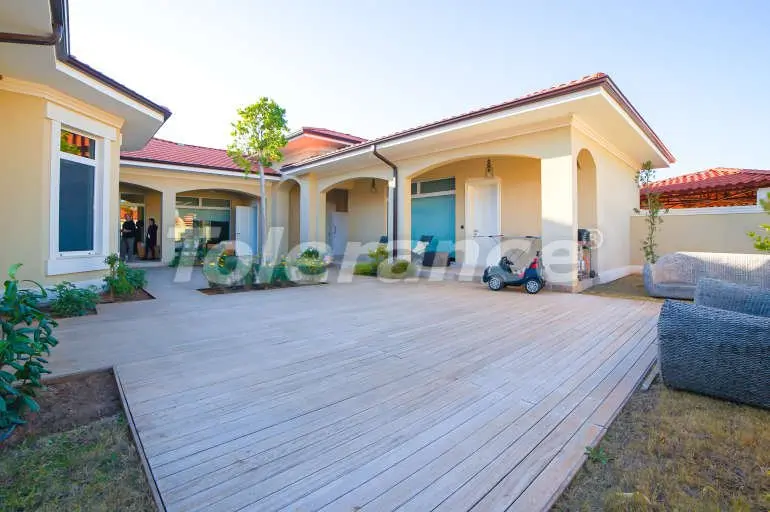 Вилла или дом от застройщика в Дошемеалты, Анталия с бассейном: купить недвижимость в Турции - 10740