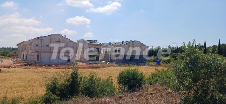 Вилла или дом от застройщика в Дошемеалты, Анталия с бассейном: купить недвижимость в Турции - 108770