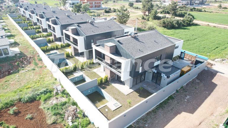 Вилла или дом от застройщика в Дошемеалты, Анталия с бассейном: купить недвижимость в Турции - 108790