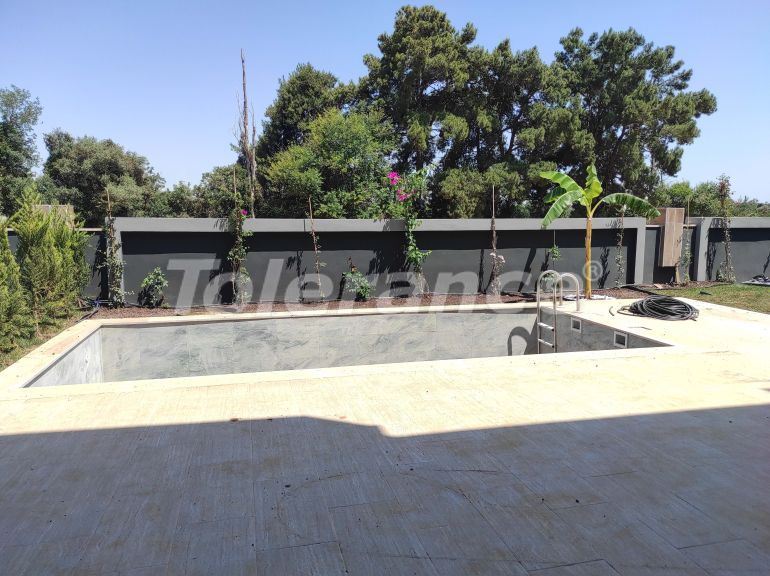 Вилла или дом от застройщика в Дошемеалты, Анталия с бассейном: купить недвижимость в Турции - 109418