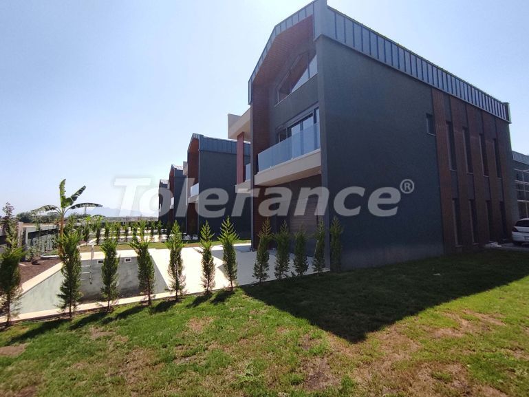 Вилла или дом от застройщика в Дошемеалты, Анталия с бассейном: купить недвижимость в Турции - 109422