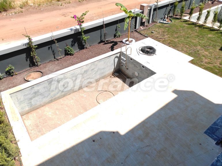 Вилла или дом от застройщика в Дошемеалты, Анталия с бассейном: купить недвижимость в Турции - 109433