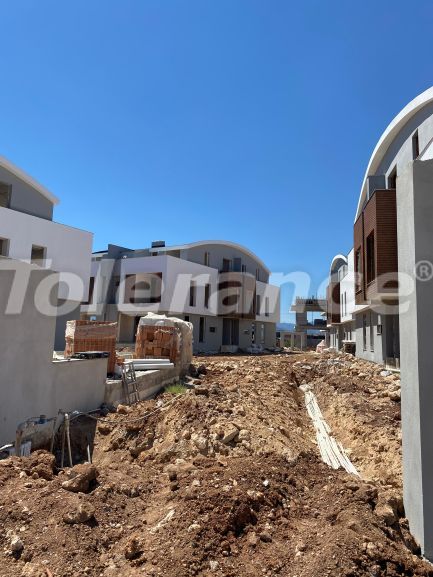 Вилла или дом от застройщика в Дошемеалты, Анталия с бассейном: купить недвижимость в Турции - 110503