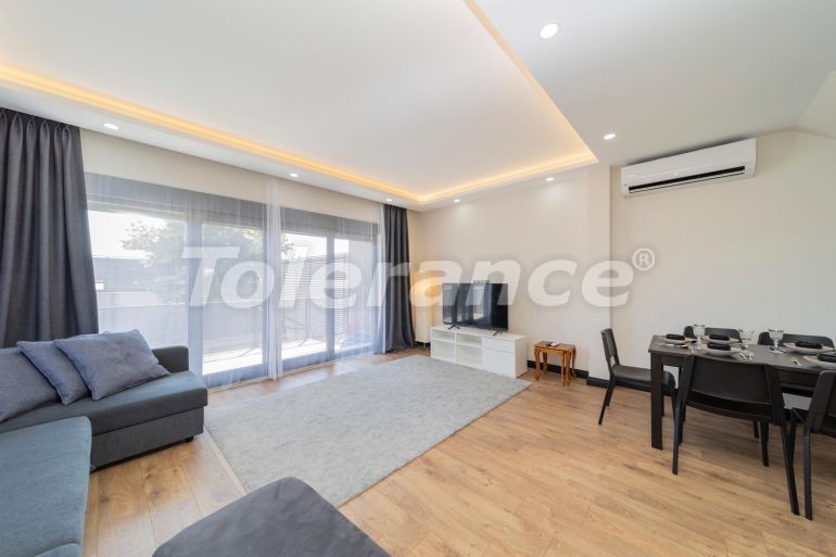 Вилла или дом в Дошемеалты, Анталия с бассейном: купить недвижимость в Турции - 113251