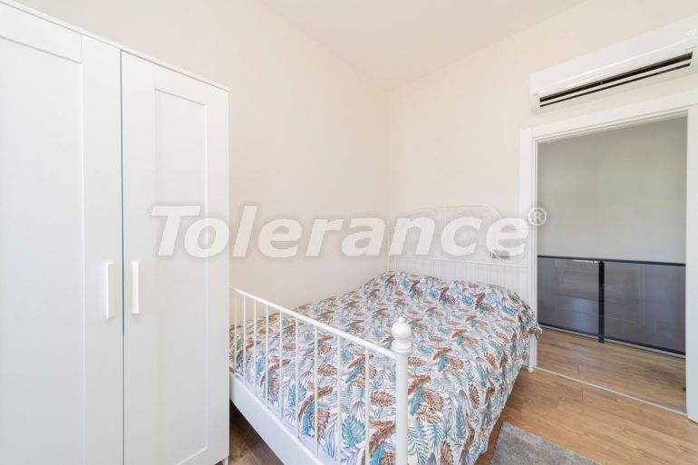 Вилла или дом в Дошемеалты, Анталия с бассейном: купить недвижимость в Турции - 113261