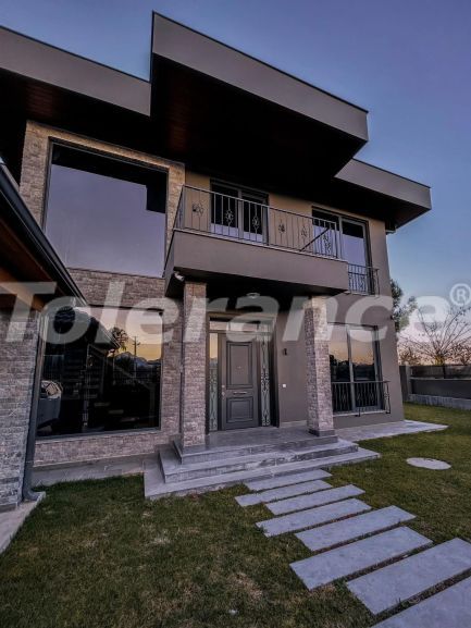 Вилла или дом от застройщика в Дошемеалты, Анталия с бассейном: купить недвижимость в Турции - 113573